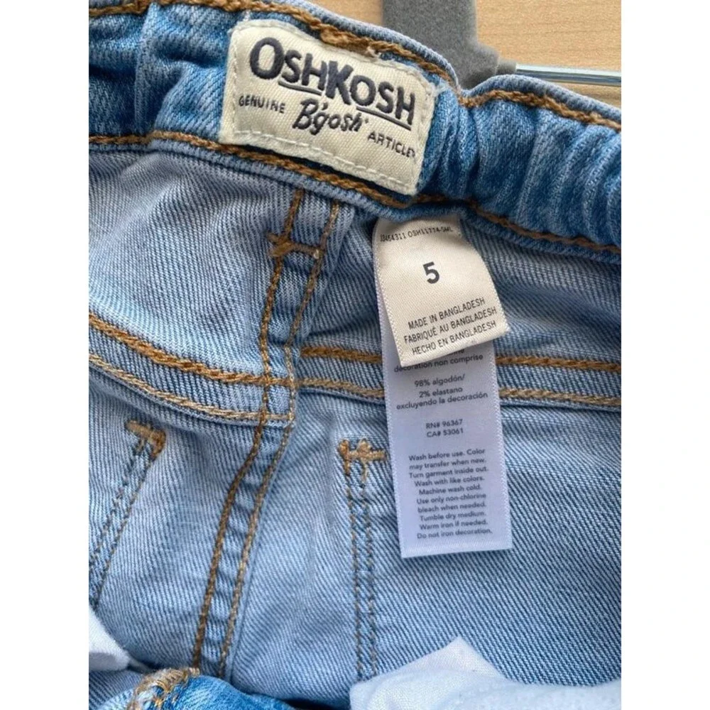 OshKosh B'gosh Embroidered Fruit Denim Shorts Size 5T